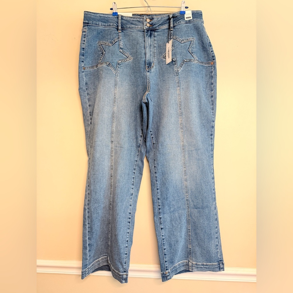 Judy Blue High Waisted Medium Wash Star Seam Detail Wide Leg jeans size22W‎ - Picture 4 of 16